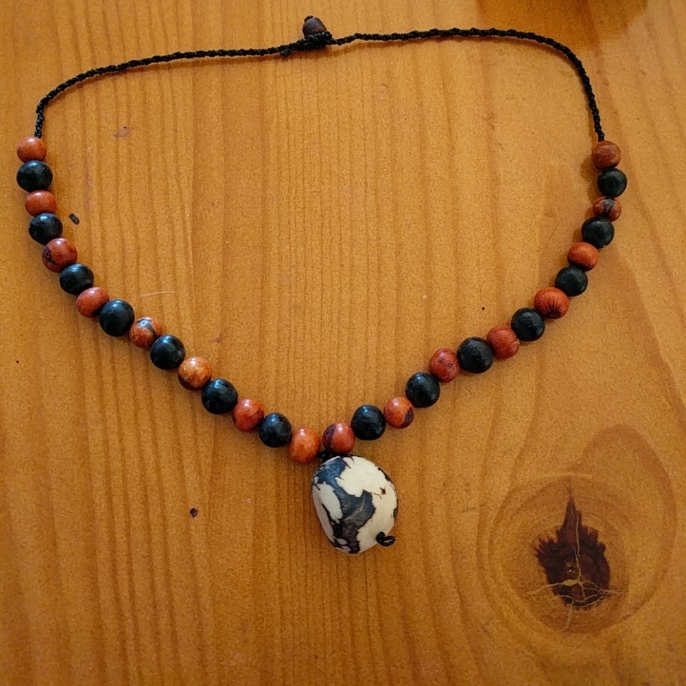 Organic necklace made with seeds